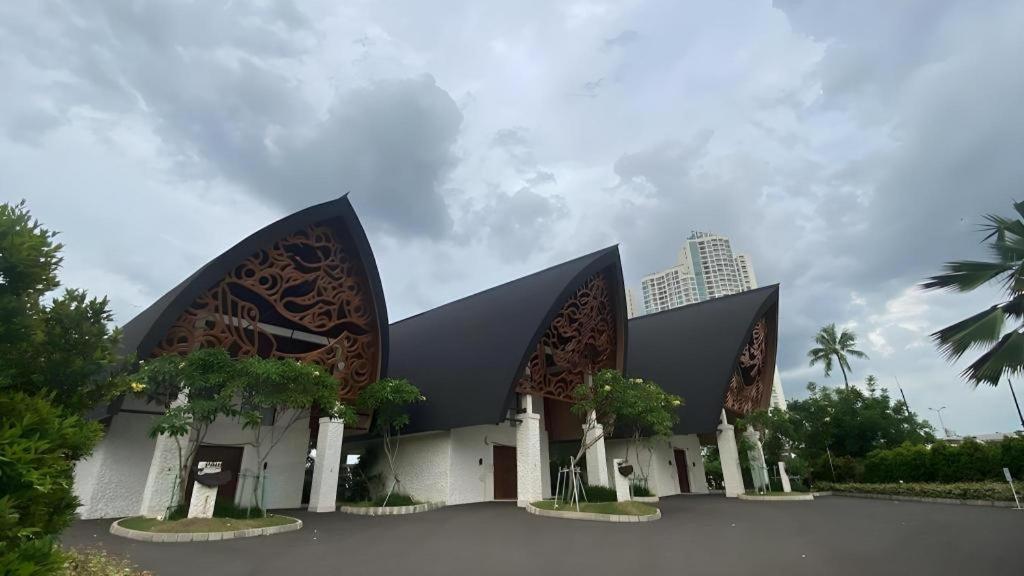 Putri Duyung Ancol 3*