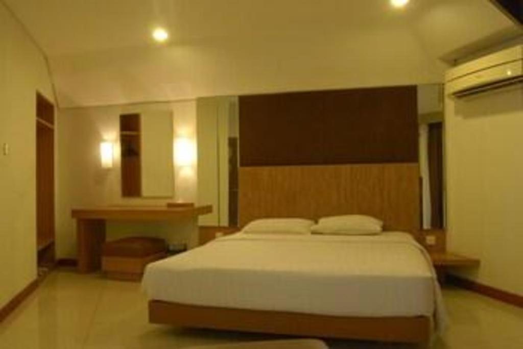 Putri Duyung Ancol Hotel 3*
